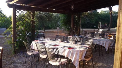 Ресторан, Agriturismo Bronzivalle in Ріоторто