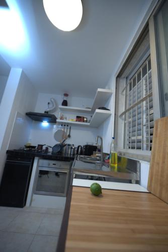 Instalaciones, The Lemon House in South Tel Alviv