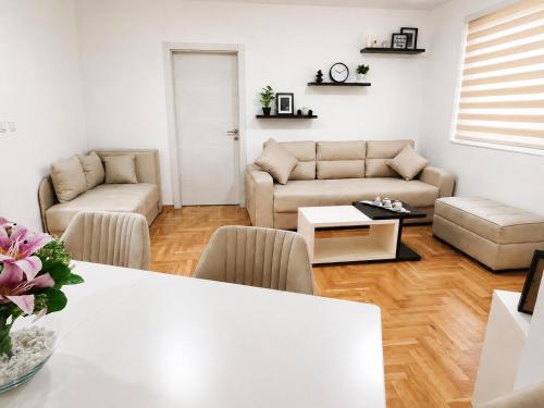 Escape&Peace