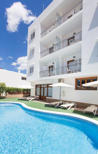 Apartamentos Sofía Playa Ibiza Santa Eularia des Riu