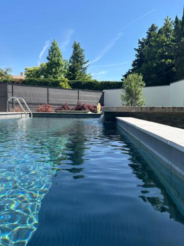 Maison avec piscine privée chauffée (Maison avec piscine privee chauffee) in Corneilla-la-Riviere