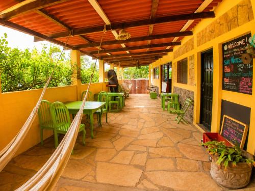 Bananoz Surfhouse in El Transito
