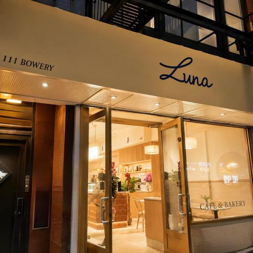 Restauracja, 101 HOTEL MANHATTAN - Little Italy, SOHO, NOHO, LES, East Village, Chinatown - 1 GIG Internet, 12Inc in Chinatown