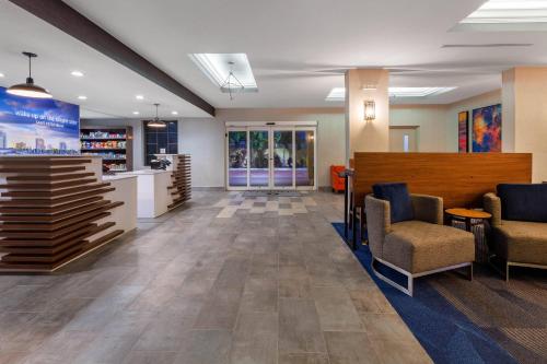 Lobby, Sleep Inn & Suites St Petersburg Gateway in St. Petersburg (FL)