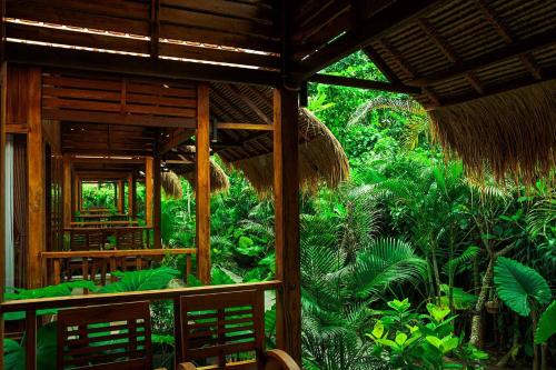 Pemedal Beach Resort in Nusa Lembongan