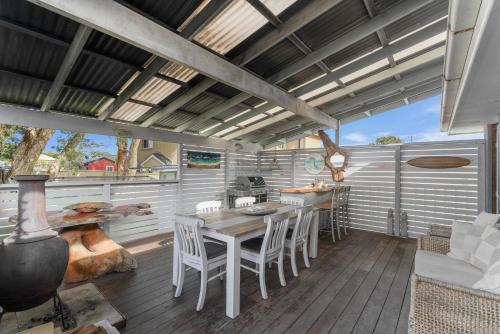 Blue Summer House - Central Coast Blue Summer House - Central Coast