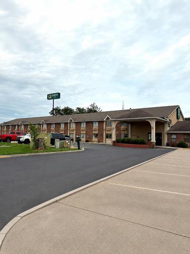 Quality Inn I-74 Batesville