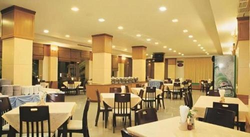 Western Grand Hotel Ratchaburi in Ratchaburi
