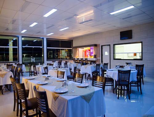 Restorāns, Garoto Park Hotel in Floriano (Piaui)
