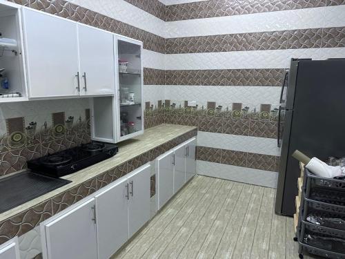 جزيرة مصيرة in Hilf