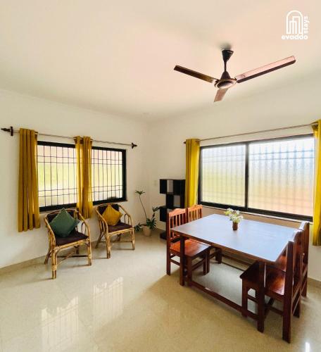 Aamra Ghar by evaddo stays