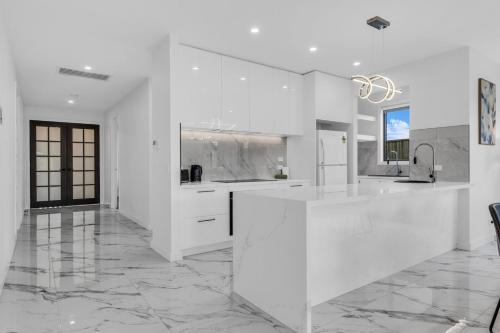 Modern Sunbury Home Mins to Rupertswood in 森伯里