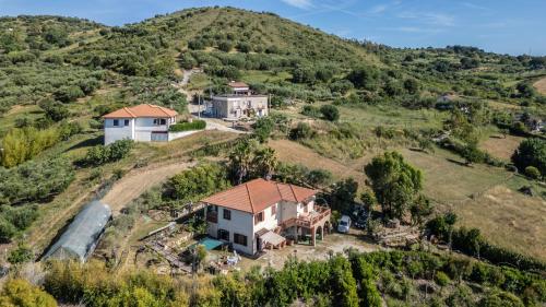 Зовнішній вигляд готелю, Appartamento in Villa Baronia in Ацеа