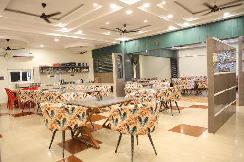 Étterem, Shree Krishna Hotel & Restraunt in Brahmbad