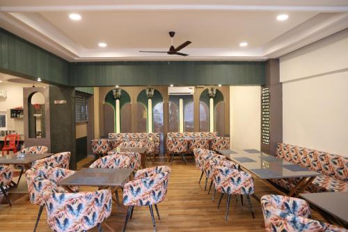 Étterem, Shree Krishna Hotel & Restraunt in Brahmbad