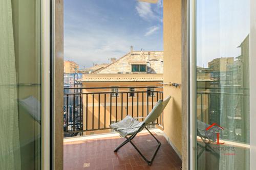 Apartments in Palazzo San Paolo with balconies by ML WHITE HOUSE