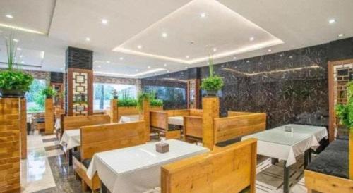 STARVIEW HOTEL AND RESORT in Cavite