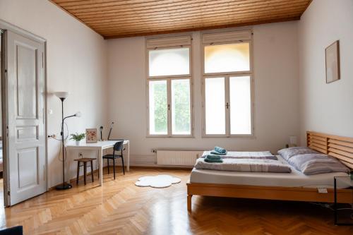 Spacious 3 Bedroom with Balcony