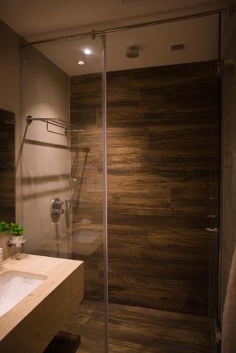 Duša, Elegant luxe Studio with Aravali View in Badshahpur