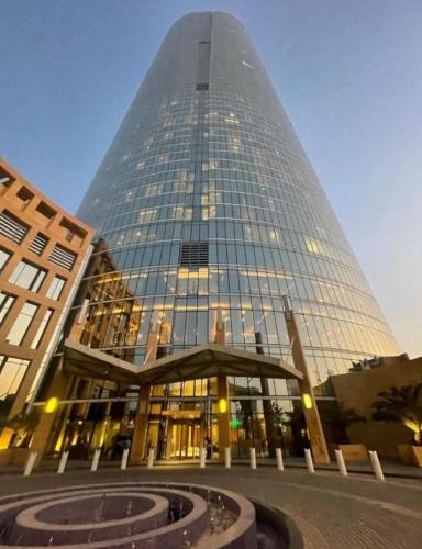 Exterior view of شقه فاخره في برج رافال سكن الملاك