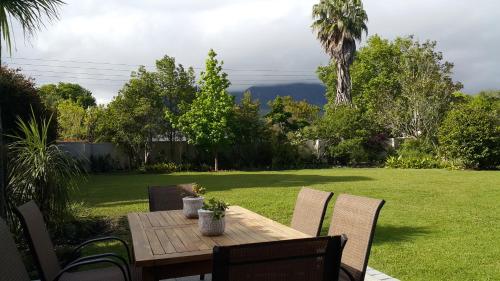 Cherry Berry Lodge Cherry Berry Lodge