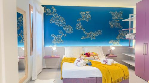 Velvet Suite by Ca-Sa Check