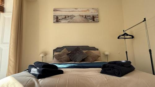 Heart of Portsmouth | Central 3-Bed Flat - image 4
