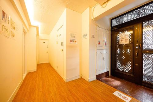 Huayuanhouse HQ in hongdae 5