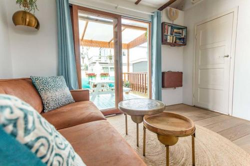 CASA KAREN - Houseboat studio with private terrace, Amsterdam (foto 3)