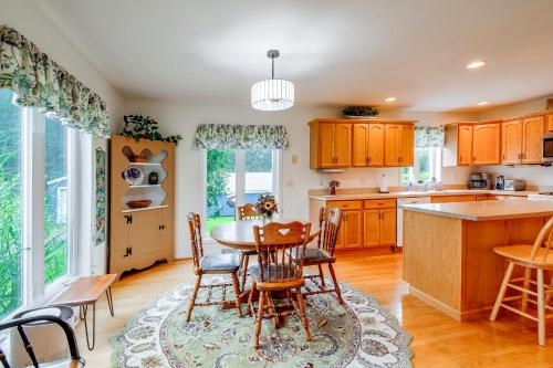 Work, Play & Explore! Extended Stay in Shortsville in Manchester (NY)