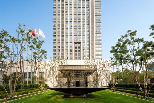 HUALUXE Shanghai Changfeng Park by IHG, Shanghái (foto 7)