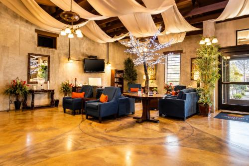 sala de TV, Comfort Inn Pomona near Fairplex in Pomona