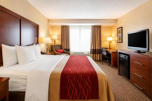 Comfort Inn Pomona near Fairplex in Pomona