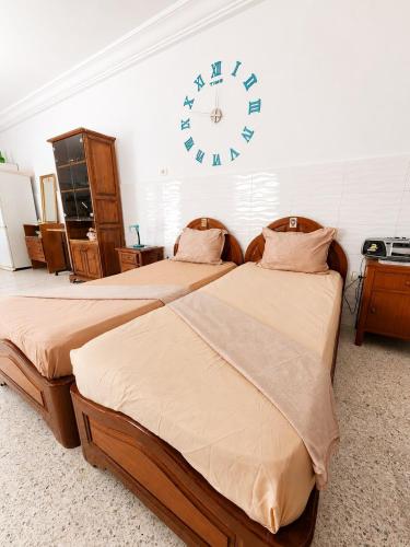 Studio spacieux et lumineux à Ez Zahra (Studio spacieux et lumineux a Ez Zahra) in Ezzahra