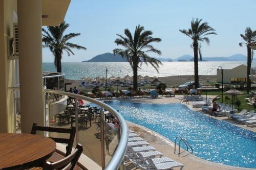  Sunset Beach Club Poseidon 01, Unterkunft in Fethiye