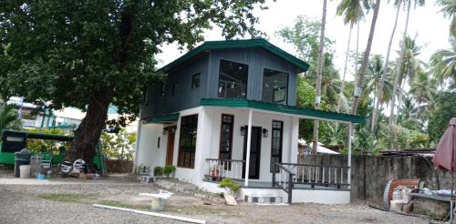 Seaside traveler's Inn by Camiguin Island Home