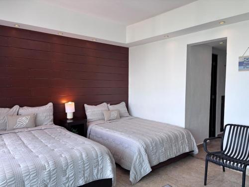 Walk to Party Center and enjoy a great beach at Punta Cancun