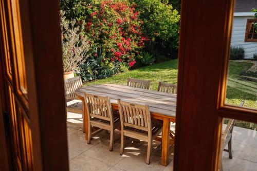 NEW Santa Monica Canyon Estate Pool and Tennis - image 4