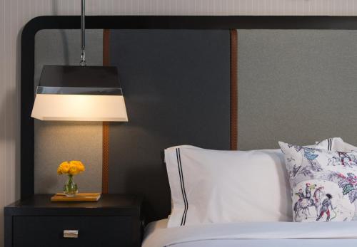 Kimpton CARDINAL HOTEL Room Type - 1 King