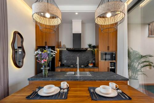 Villa Alia | Modern 2BR Pool Villa w/ Rooftop