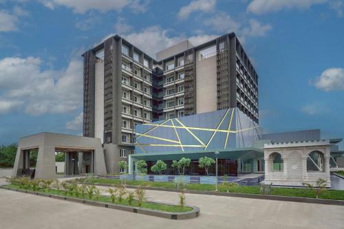Crescent The Fern Budhni, Series by Marriott