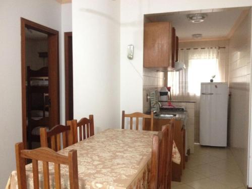 ห้องครัว, Raio do Sol Residence in บอมบิญาส