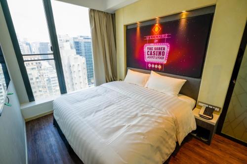 Epoch Hotel