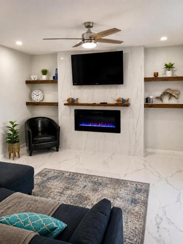 Fort Myers Townhome Fireplace and Patio