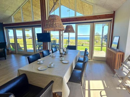Modernes-Ferienhaus-mit-Meerblick-in-Strandnaehe in 辛度斯