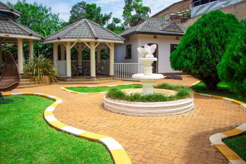 Unterkunft von außen, The Breeze Hotel,Busia in Busia
