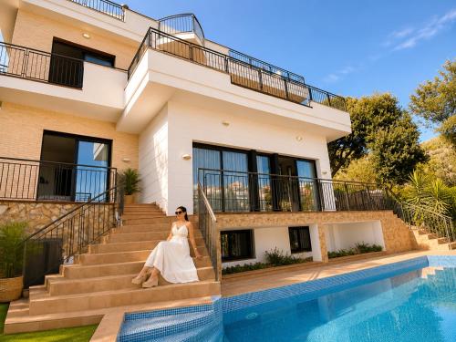 Villa de lujo con vistas al mar y piscina privada gîte à louer Sant Genís de Palafolls
