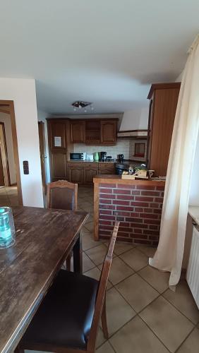 Effelder Bürgerstube Room Type - Three-Bedroom Apartment