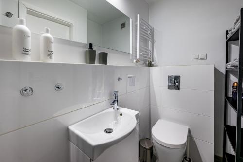 RentPlanet - Apartament Kołłątaja - image 3