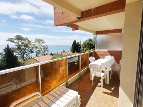 Appartement 6 personnes avec Wi-Fi, vue mer magnifique - FR-1-827-35